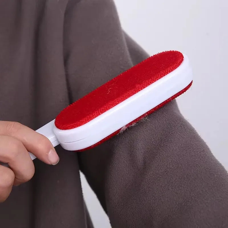 Self-Cleaning Lint Roller